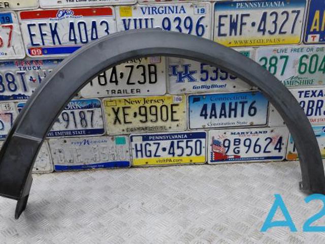 Розширювач заднього крила, лівий TK4851W60H MAZDA