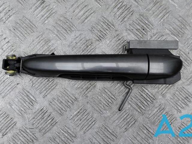 Ручка задньої двері зовнішня ліва TK485941XC2M MAZDA