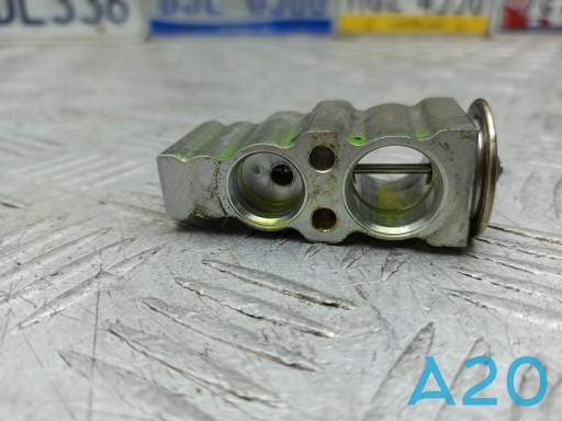Клапан розширювальний TK4861J14 MAZDA