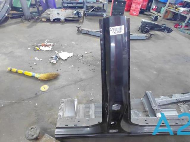 Поріг зовнішній правий TKY870271B MAZDA