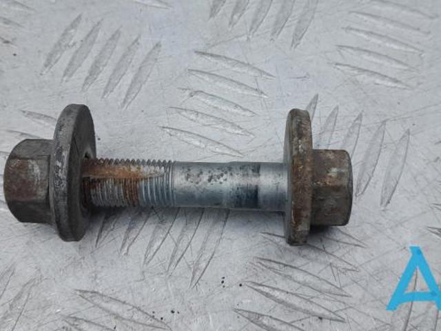 Болт кріплення заднього розвального важеля, внутрішній WHT001834 VAG