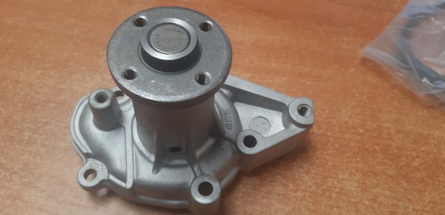 Насос охолоджуючої рідини GWM43A GMB