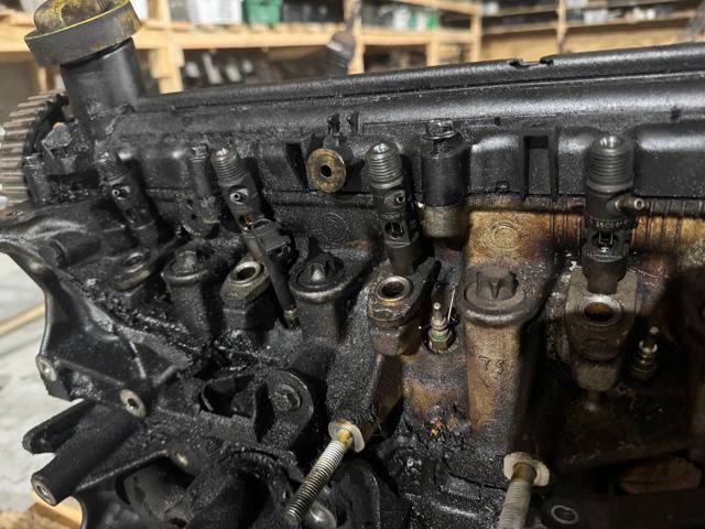 Форсунка паливна 166001137R RENAULT