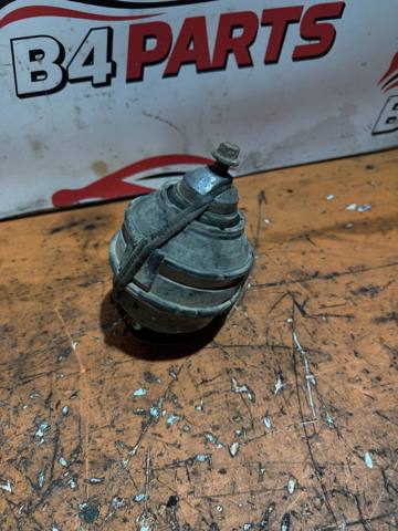 Задня подушка двигуна 30741397 VOLVO
