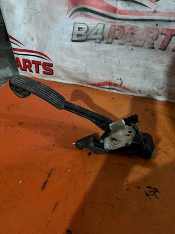 Педаль газу (акселератора) 30748753 VOLVO