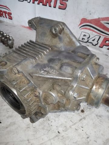 Міжосьовий диференціал 331014N273 NISSAN