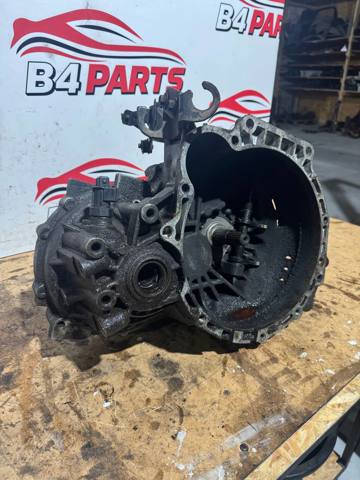 Коробка механіка в зборі 4300028723 HYUNDAI