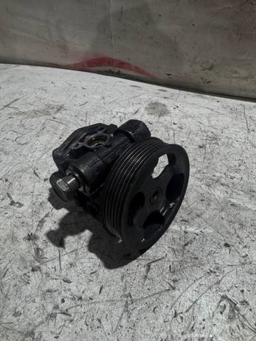 Насос кермового управління 4450A008 MITSUBISHI