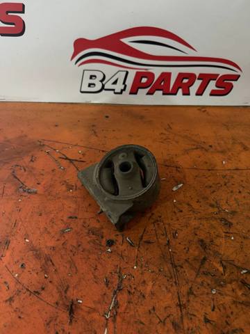 Подушка двигуна передня 5105493AB CHRYSLER