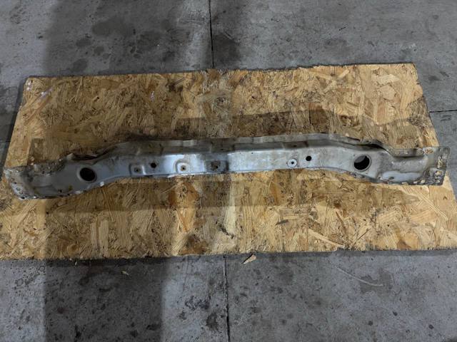 Рамка передньої панелі 6410026202 HYUNDAI