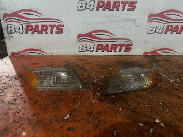 Поворотник лівий 68004181AA CHRYSLER