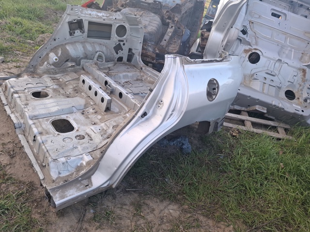 Крило заднє 7150326B10 HYUNDAI