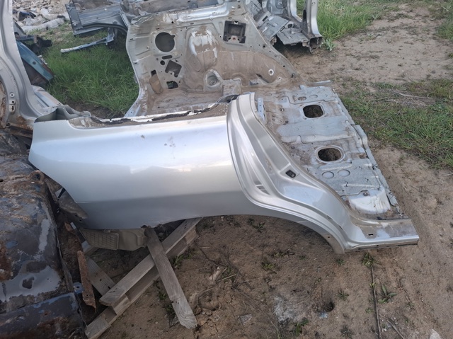 Крило заднє праве 7150426B10 HYUNDAI