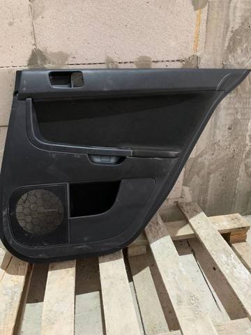 Картка обшивки задніх правих дверей 7222A434XG MITSUBISHI