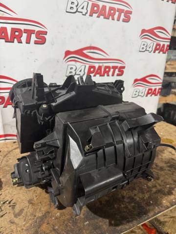 Корпус печі в зборі 7701207871 RENAULT