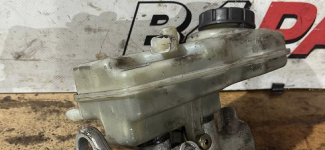 Бачок гальмівної рідини Renault Scenic 2