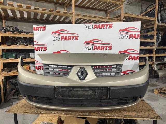 Бампер передній Рено Сценік 2