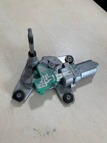Склоочисник дверей задка 8253A056 MITSUBISHI