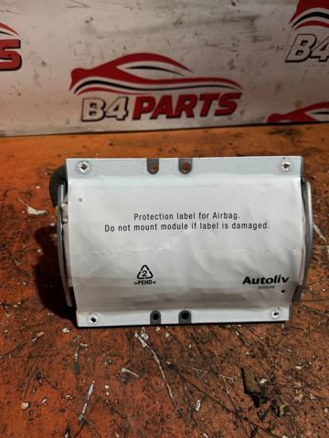Подушка безпеки бокова 8623231 VOLVO