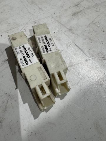 Датчик Ейрбег передній 8651755 VOLVO