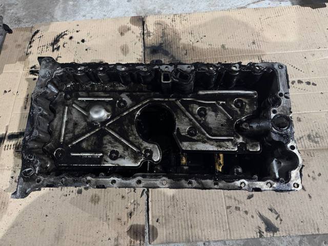 Захист двигуна 8670460 VOLVO