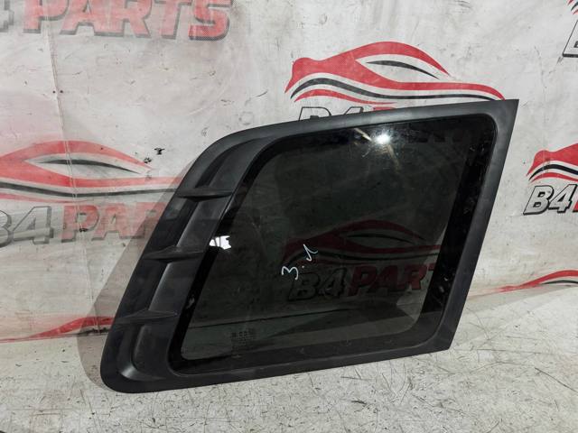 Скло багажного відсіку, праве 8784026002 HYUNDAI