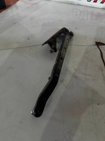 Петля капота, права A1638800428 MERCEDES