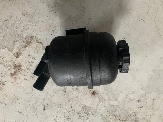 Бачок гальмівної рідини MB316236 MITSUBISHI