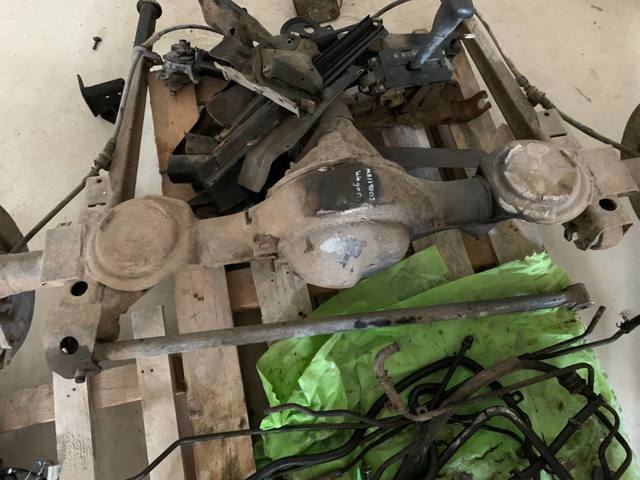 Тяга поперечна реактивна задньої підвіски MB584021 MITSUBISHI