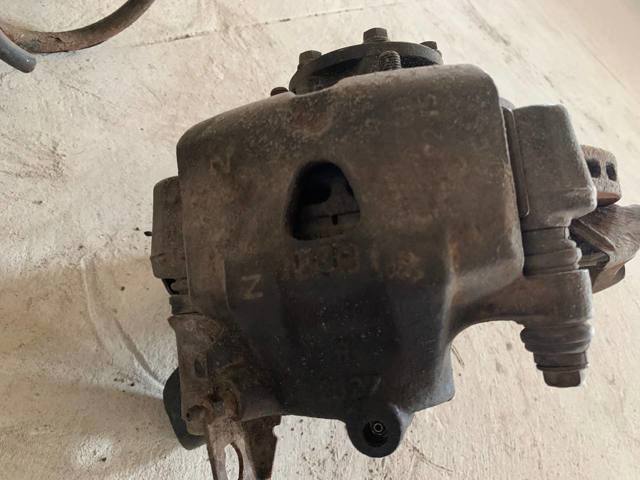 Супорт тормзной MB858404 MITSUBISHI