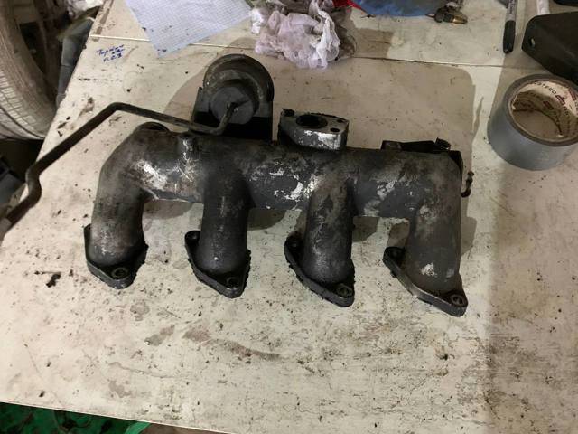 Колектор впускний MD138300 MITSUBISHI