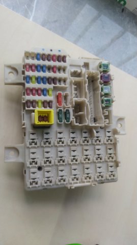 Коробка запобіжників MN108319 MITSUBISHI
