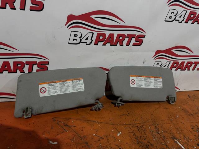 Козирок протисонячний MN151504HA MITSUBISHI