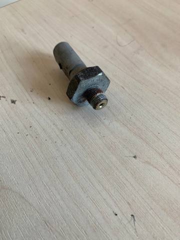 Датчик тиску масла двигуна MN163743 MITSUBISHI