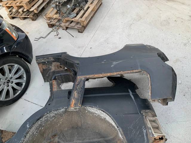 Крило праве заднє MR241862 MITSUBISHI