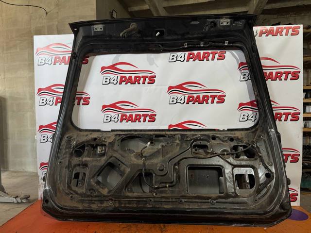 Двері багажника MR414370 MITSUBISHI
