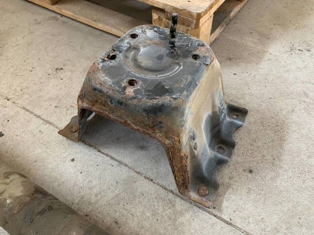 Кріплення запасного колеса MR436000 MITSUBISHI