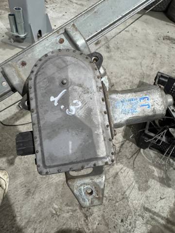 Привід ліфта задній MR436869 MITSUBISHI