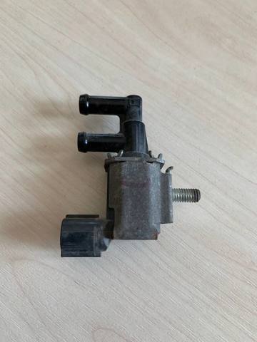 Клапан абсорбера паливних парів MR507781 MITSUBISHI