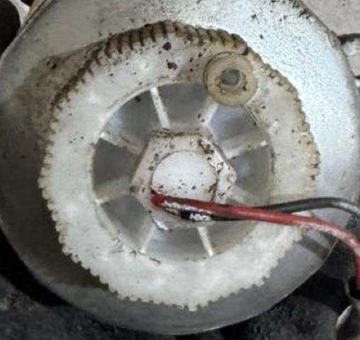 Датчик рівня води паливного фільтра MR514545 MITSUBISHI
