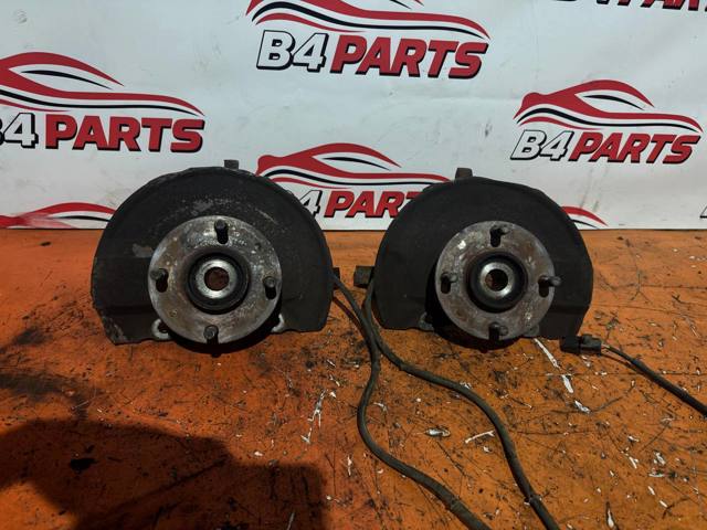 Підшипник в зборі з маточиною передній MR519922 MITSUBISHI