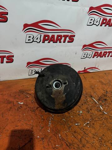 Підсилювач гальм вакуумний MR527618 MITSUBISHI