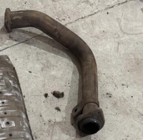 Глушник, передня частина MR552467 MITSUBISHI