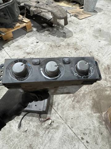 Регулятор вентилятора обігрівача MR958005 MITSUBISHI