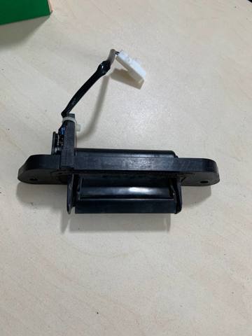 Ручка дверей багажника, зовнішня MR959664 MITSUBISHI