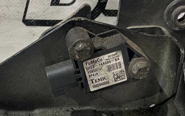 Датчик AIRBAG передній YDB500141 LAND ROVER