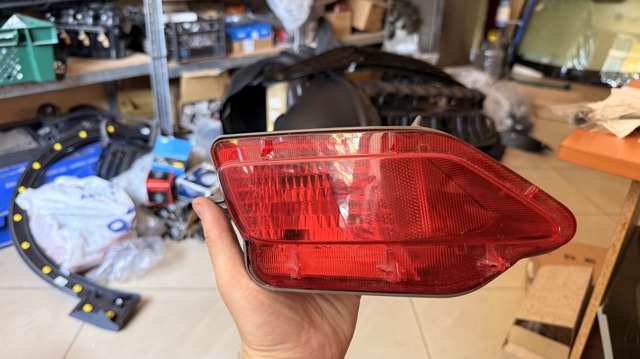 Фара задня, права 8148042050 TOYOTA
