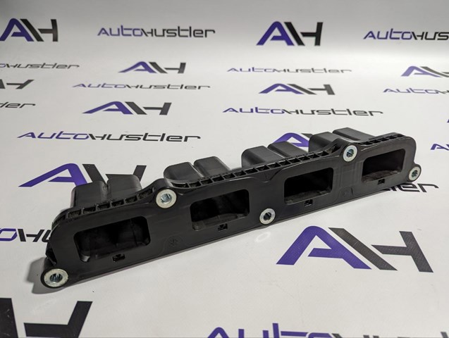 Колектор впускний нижній 110D06CA0A NISSAN