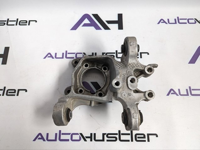 Цапфа поворотного кулака 68200071AB CHRYSLER