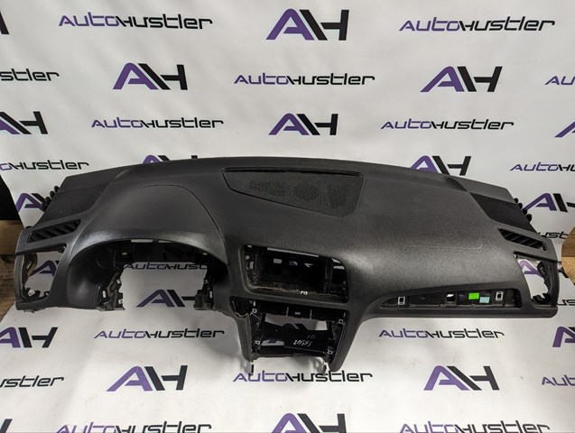 Передня панель 8R1857003G24A VAG